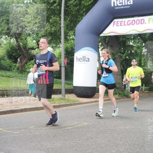 29.06.2025 - hella hamburg halbmarathon KatJ http://msf.ph/oto/8330619 29.06.2025 10:47:02 Zwischen KM18-KM19 1681, 2167, 2363, 3169, 3698, 4013, 5347, 6757 meine-sportfotos.de