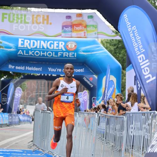 29.06.2025 - hella hamburg halbmarathon Strokosch-Dieckow http://msf.ph/oto/8330716 29.06.2025 10:01:54 Ziel 4 meine-sportfotos.de