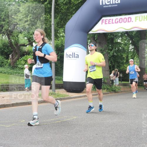 29.06.2025 - hella hamburg halbmarathon KatJ http://msf.ph/oto/8330725 29.06.2025 10:47:02 Zwischen KM18-KM19 1681, 2167, 2363, 3169, 3698, 4013, 5347, 6757 meine-sportfotos.de