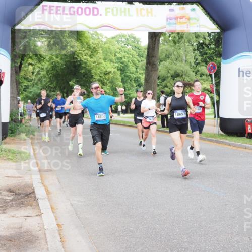 29.06.2025 - hella hamburg halbmarathon MichiJ http://msf.ph/oto/8331008 29.06.2025 10:38:09 Zwischen KM18-KM19 1461, 1466, 1750, 2207, 2823, 7176, 7224, 7312, 7583, 8689, 10057, 10371, 11422, 12235, 12450, 12624, 13609, 13799, 14361, 14838, 16653, 16907, 18451, 18657 meine-sportfotos.de