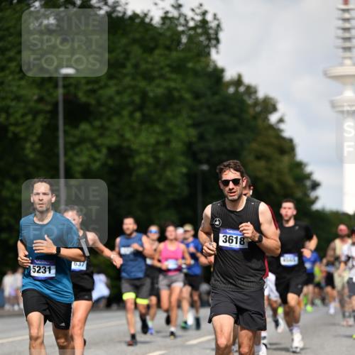 29.06.2025 - hella hamburg halbmarathon Dr. Thomas Lammeyer http://msf.ph/oto/8331084 29.06.2025 09:55:49 Kennedybrücke 1057, 1169, 1353, 1569, 1604, 1763, 3305, 3618, 4565, 4871, 4915, 5007, 5047, 5231, 5336, 5690, 6373, 6700, 6711, 7185, 7710, 8564, 8852, 9444, 9547, 10493, 10691, 10978, 11062 meine-sportfotos.de