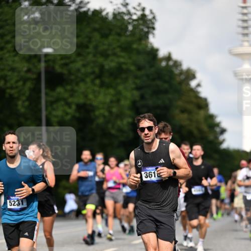29.06.2025 - hella hamburg halbmarathon Dr. Thomas Lammeyer http://msf.ph/oto/8331133 29.06.2025 09:55:49 Kennedybrücke 1057, 1169, 1353, 1569, 1604, 1763, 3305, 3618, 4565, 4871, 4915, 5007, 5047, 5231, 5336, 5690, 6373, 6700, 6711, 7185, 7710, 8564, 8852, 9444, 9547, 10493, 10691, 10978, 11062 meine-sportfotos.de