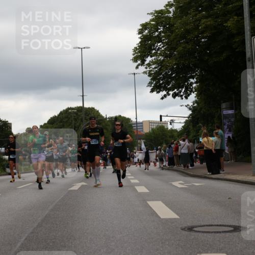 29.06.2025 - hella hamburg halbmarathon Yannick Fuchs http://msf.ph/oto/8331135 29.06.2025 10:51:42 20KM 1200, 1563, 1611, 2025, 2236, 2606, 2759, 2806, 2883, 2907, 3093, 3141, 3575, 4426, 4467, 4579, 4833, 5391, 6281, 6302, 6531, 6595, 6892, 7833, 9450, 9485, 10599, 12144, 12509, 13465, 13664, 15217, 15229, 16517, 17415, 17455, 17543, 18508, 18762, 18891 meine-sportfotos.de