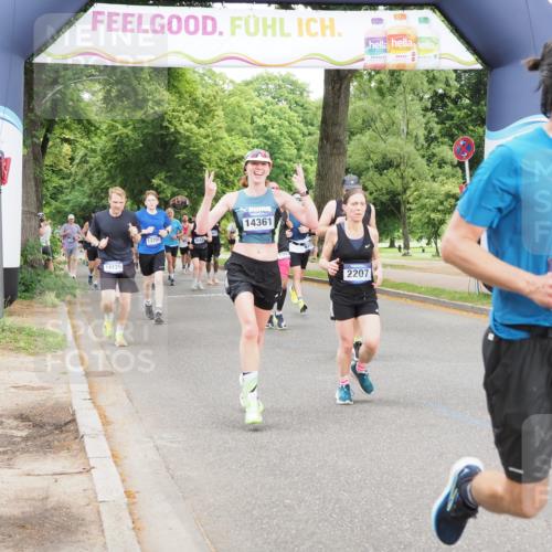 29.06.2025 - hella hamburg halbmarathon MichiJ http://msf.ph/oto/8331263 29.06.2025 10:38:11 Zwischen KM18-KM19 1461, 1750, 2207, 7176, 7312, 7583, 7952, 8689, 10057, 10371, 11422, 12450, 12624, 13609, 13799, 14125, 14361, 14838, 16907, 18451, 18657, 18658 meine-sportfotos.de