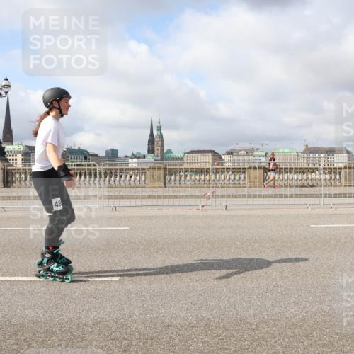 29.06.2025 - hella hamburg halbmarathon Lena Gebhardt http://msf.ph/oto/8331417 29.06.2025 09:08:40 Lombardsbrücke 49 meine-sportfotos.de