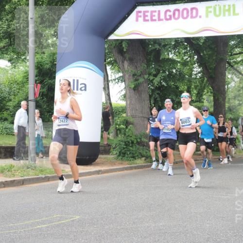 29.06.2025 - hella hamburg halbmarathon KatJ http://msf.ph/oto/8331617 29.06.2025 10:47:13 Zwischen KM18-KM19 5272, 8749 meine-sportfotos.de
