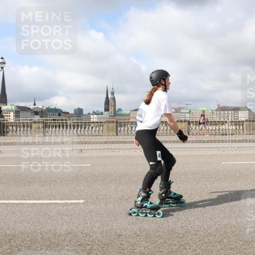 29.06.2025 - hella hamburg halbmarathon Lena Gebhardt http://msf.ph/oto/8331814 29.06.2025 09:08:40 Lombardsbrücke 4 meine-sportfotos.de