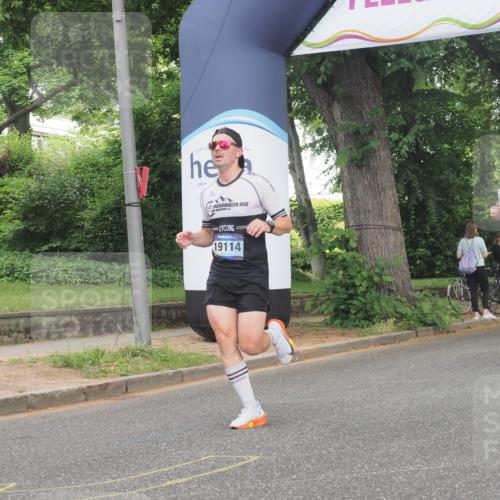 29.06.2025 - hella hamburg halbmarathon KatJ http://msf.ph/oto/8331897 29.06.2025 10:17:27 Zwischen KM18-KM19 2203 meine-sportfotos.de