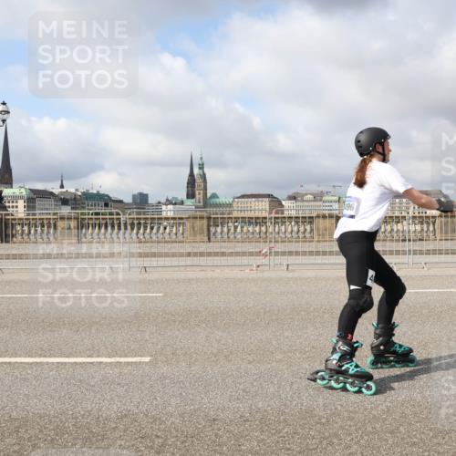 29.06.2025 - hella hamburg halbmarathon Lena Gebhardt http://msf.ph/oto/8332074 29.06.2025 09:08:40 Lombardsbrücke 96 meine-sportfotos.de