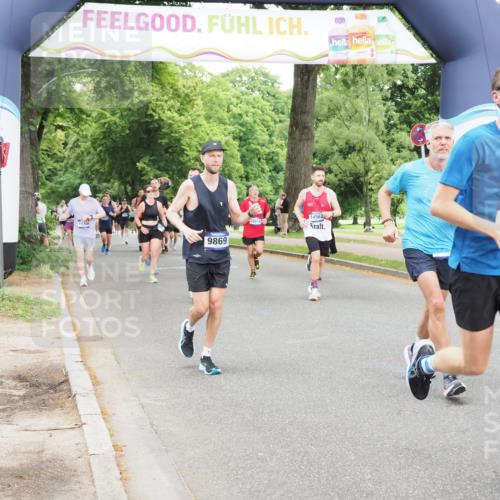29.06.2025 - hella hamburg halbmarathon MichiJ http://msf.ph/oto/8332122 29.06.2025 10:38:17 Zwischen KM18-KM19 2718, 6795, 7312, 7952, 8117, 8313, 9869, 12527, 12624, 13701, 14125, 14361, 14562, 17179, 18182, 18658, 18811, 19040, 19053 meine-sportfotos.de
