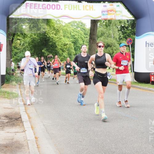 29.06.2025 - hella hamburg halbmarathon MichiJ http://msf.ph/oto/8332289 29.06.2025 10:38:20 Zwischen KM18-KM19 2718, 3654, 5894, 6795, 8117, 8261, 8313, 9869, 10319, 12527, 13701, 14562, 15395, 17179, 18182, 18811, 19040, 19053 meine-sportfotos.de