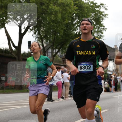 29.06.2025 - hella hamburg halbmarathon Yannick Fuchs http://msf.ph/oto/8332397 29.06.2025 10:51:46 20KM 1611, 2025, 2236, 2606, 2759, 2806, 2883, 2907, 3093, 3141, 3575, 4426, 4467, 4579, 4632, 4833, 5391, 6281, 6302, 6531, 6595, 7138, 7833, 9450, 9485, 10599, 11645, 13465, 14571, 15217, 15229, 16517, 17415, 17455, 17543, 18068, 18501, 18508, 18587, 18762, 18891 meine-sportfotos.de