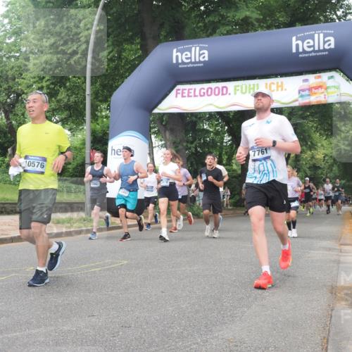 29.06.2025 - hella hamburg halbmarathon KatJ http://msf.ph/oto/8332499 29.06.2025 10:47:20 Zwischen KM18-KM19 2978, 5775, 5885, 6309, 7761, 8003, 8290 meine-sportfotos.de