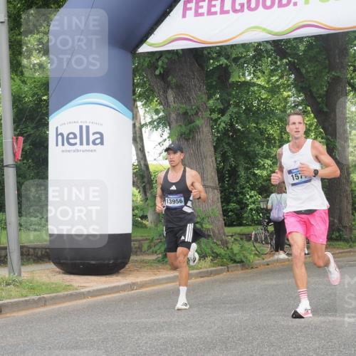 29.06.2025 - hella hamburg halbmarathon KatJ http://msf.ph/oto/8332587 29.06.2025 10:17:31 Zwischen KM18-KM19 1577 meine-sportfotos.de