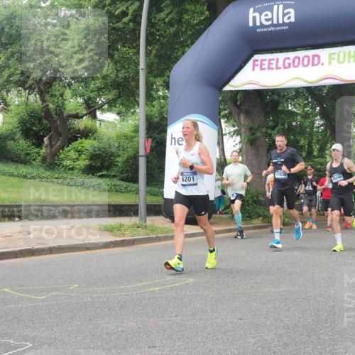 29.06.2025 - hella hamburg halbmarathon KatJ http://msf.ph/oto/8332716 29.06.2025 10:47:24 Zwischen KM18-KM19 2978, 5775, 5839, 5885, 6201, 7761, 8290, 8662 meine-sportfotos.de