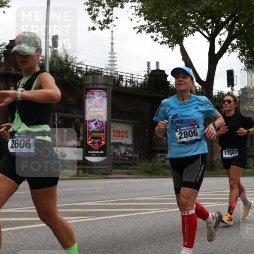 29.06.2025 - hella hamburg halbmarathon Yannick Fuchs http://msf.ph/oto/8333034 29.06.2025 10:51:48 20KM 1611, 2025, 2236, 2488, 2606, 2759, 2806, 2883, 2907, 3093, 3141, 3859, 4426, 4467, 4579, 4632, 4833, 5926, 6104, 6281, 6302, 6531, 6595, 7138, 7833, 9316, 9450, 9485, 10599, 10788, 11645, 13465, 14571, 15217, 15229, 16517, 16531, 17405, 17415, 17455, 17543, 18068, 18501, 18508, 18587, 18762, 18891 meine-sportfotos.de