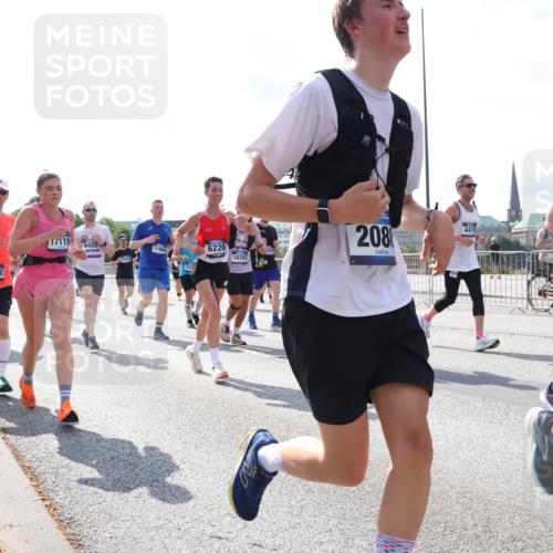 29.06.2025 - hella hamburg halbmarathon Lena Gebhardt http://msf.ph/oto/8333294 29.06.2025 10:00:29 Lombardsbrücke 11527, 12512, 1, 119, 9450, 11960, 6220, 10797, 2080, 4419, 4940, 1006, 1019, 1125, 1180, 1239, 1264, 1526, 1544, 1568, 1583, 1611, 1681, 2027, 2086, 2099, 2159, 2236, 2346, 2426, 2447, 2474, 2582, 2584, 2606, 2652, 2730, 2982, 3042, 3141, 3177, 3181, 3319, 3400, 3794, 3861, 3898, 4013, 4231, 4419, 4579, 4594, 4632, 4767, 4796, 4813, 4940, 4945, 5272, 5341, 5643, 5728, 6082, 6084, 6104, 6138, 6220, 6260, 6443, 6470, 6581, 8478, 9553, 9555, 9577, 10599 meine-sportfotos.de