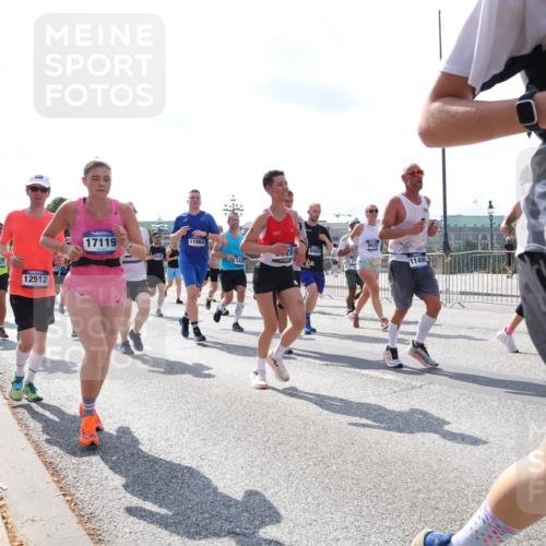 29.06.2025 - hella hamburg halbmarathon Lena Gebhardt http://msf.ph/oto/8333350 29.06.2025 10:00:29 Lombardsbrücke 11527, 12512, 17119, 9485, 11960, 2428, 9622, 1149, 2086, 1006, 1019, 1125, 1180, 1239, 1264, 1526, 1544, 1568, 1583, 1611, 1681, 2027, 2086, 2099, 2159, 2236, 2346, 2426, 2447, 2474, 2582, 2584, 2606, 2652, 2730, 2982, 3042, 3141, 3177, 3181, 3319, 3400, 3794, 3861, 3898, 4013, 4231, 4419, 4579, 4594, 4632, 4767, 4796, 4813, 4940, 4945, 5272, 5341, 5643, 5728, 6082, 6084, 6104, 6138, 6220, 6260, 6443, 6470, 6581, 8478, 9553, 9555, 9577, 10599 meine-sportfotos.de