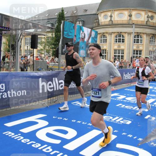 29.06.2025 - hella hamburg halbmarathon Michael Strokosch http://msf.ph/oto/8333365 29.06.2025 10:50:08 Ziel 1216, 1321, 1507, 2020, 3562, 7100, 7657, 8313, 9031, 9213, 9303, 9965, 12203, 12271, 13225, 13282, 13758, 14257, 16403, 18228, 18657, 18658, 18884, 19112 meine-sportfotos.de