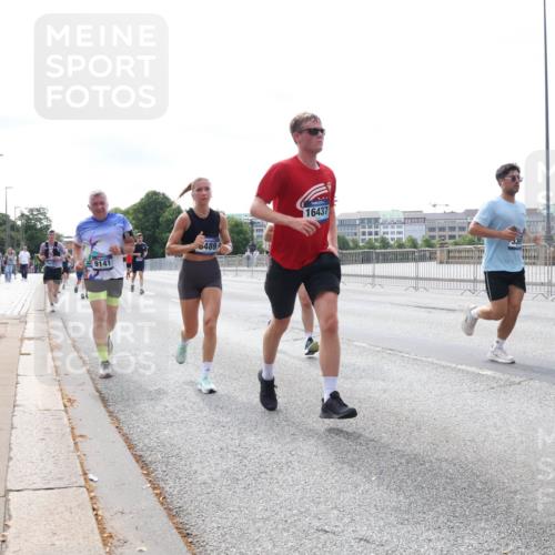 29.06.2025 - hella hamburg halbmarathon Lena Gebhardt http://msf.ph/oto/8333386 29.06.2025 10:13:14 Lombardsbrücke 9141, 489, 16437, 1007, 1020, 1051, 1747, 1859, 2942, 2961, 3218, 3360, 3728, 3729, 4187, 4532, 4950, 5546, 6207, 6489, 7346, 7446, 7447, 7460, 7873, 8398, 8405, 8913, 9141, 9527, 9612, 10067, 10402, 11025, 11720, 12492, 13331, 13928, 14404, 15012, 15531, 15922, 16030, 16255, 16323, 16437, 17061, 17474, 17699, 17988, 18048, 18222, 18320, 18530, 18732 meine-sportfotos.de