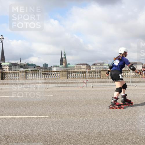 29.06.2025 - hella hamburg halbmarathon Lena Gebhardt http://msf.ph/oto/8333551 29.06.2025 09:08:42 Lombardsbrücke 2007 meine-sportfotos.de