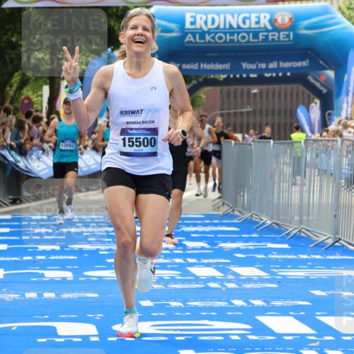 29.06.2025 - hella hamburg halbmarathon Strokosch-Dieckow http://msf.ph/oto/8333726 29.06.2025 10:33:55 Ziel 9345, 9519, 10865, 11227, 13493, 13494, 14448, 15268, 15500, 16243, 17877 meine-sportfotos.de