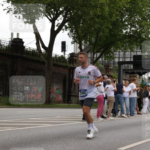 29.06.2025 - hella hamburg halbmarathon Yannick Fuchs http://msf.ph/oto/8333861 29.06.2025 10:51:51 20KM 1595, 1611, 2025, 2488, 2606, 2759, 2806, 2840, 2883, 2907, 3093, 3141, 3859, 4319, 4426, 4467, 4502, 4579, 4632, 4833, 5341, 5926, 6104, 6281, 6302, 6531, 6595, 7138, 7189, 8322, 8585, 9316, 9485, 10599, 10788, 11645, 13465, 13816, 14266, 14571, 15217, 15229, 16517, 16531, 17405, 17415, 17455, 17543, 18068, 18180, 18492, 18501, 18587, 18762, 18891 meine-sportfotos.de