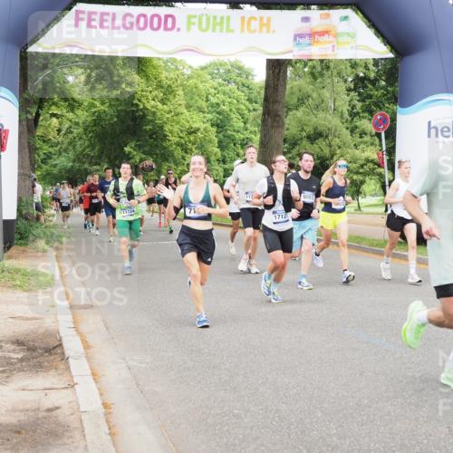 29.06.2025 - hella hamburg halbmarathon MichiJ http://msf.ph/oto/8334061 29.06.2025 10:38:40 Zwischen KM18-KM19 5018, 5399, 5820, 7134, 7397, 8205, 9057, 9093, 9476, 9739, 9793, 10603, 10891, 11124, 11791, 12367, 13403, 13707, 15480, 16716, 17129, 17823, 18006, 18394 meine-sportfotos.de