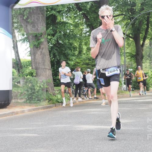 29.06.2025 - hella hamburg halbmarathon KatJ http://msf.ph/oto/8334245 29.06.2025 10:17:40 Zwischen KM18-KM19 2604 meine-sportfotos.de