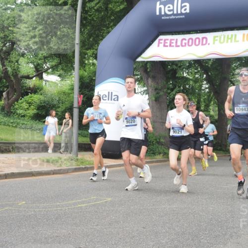 29.06.2025 - hella hamburg halbmarathon KatJ http://msf.ph/oto/8334271 29.06.2025 10:47:35 Zwischen KM18-KM19 1364, 1653, 3097, 4068, 4592, 6487, 6921, 7033, 8191 meine-sportfotos.de