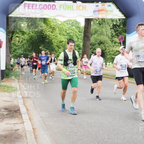 29.06.2025 - hella hamburg halbmarathon MichiJ http://msf.ph/oto/8334376 29.06.2025 10:38:43 Zwischen KM18-KM19 5399, 7134, 8205, 9057, 9093, 9476, 9739, 9793, 10215, 10603, 10891, 11124, 11791, 12367, 13707, 17129, 18006 meine-sportfotos.de