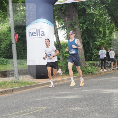 29.06.2025 - hella hamburg halbmarathon KatJ http://msf.ph/oto/8334429 29.06.2025 10:17:41 Zwischen KM18-KM19 2604 meine-sportfotos.de