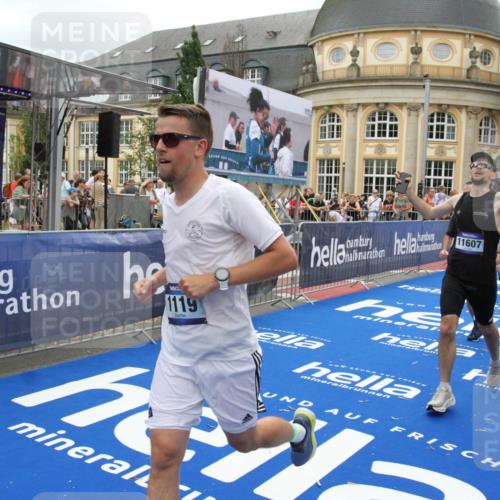 29.06.2025 - hella hamburg halbmarathon Michael Strokosch http://msf.ph/oto/8334461 29.06.2025 10:50:18 Ziel 1119, 3296, 4933, 7176, 7930, 7932, 8921, 10371, 11607, 12235, 12949, 13609, 13690, 15620, 16000, 16242, 18499, 18811, 19040 meine-sportfotos.de