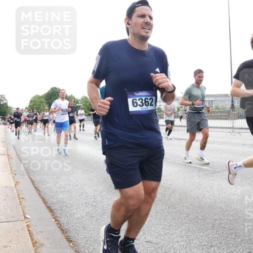 29.06.2025 - hella hamburg halbmarathon Lena Gebhardt http://msf.ph/oto/8334545 29.06.2025 10:38:02 Lombardsbrücke 10025, 6362, 164, 1196, 1394, 1457, 1475, 1578, 1596, 1742, 1799, 1901, 1966, 1985, 2199, 2498, 2786, 2853, 3230, 3242, 3246, 3338, 3716, 3880, 4414, 4921, 5139, 5300, 5522, 5713, 5875, 6199, 6200, 6243, 6362, 6697, 6751, 6930, 7118, 7124, 7165, 7244, 7321, 7350, 7552, 7629, 7696, 7868, 7914, 8985, 9247, 9288, 9895, 10159, 10506, 10836, 11087, 11543, 12123, 12254, 12472, 12824, 16680, 17798 meine-sportfotos.de