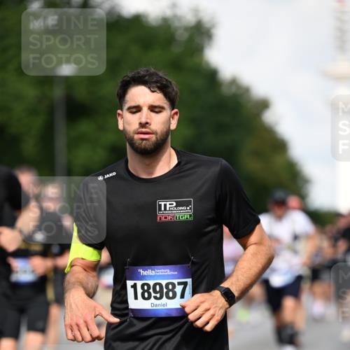 29.06.2025 - hella hamburg halbmarathon Dr. Thomas Lammeyer http://msf.ph/oto/8334567 29.06.2025 09:55:53 Kennedybrücke 1057, 1139, 1169, 1512, 1569, 1604, 1763, 3305, 3618, 4565, 4871, 4915, 5007, 5011, 5047, 5231, 5336, 5690, 6373, 6700, 6711, 7185, 7710, 8564, 8852, 9444, 9547, 10493, 10691, 10741, 11062 meine-sportfotos.de