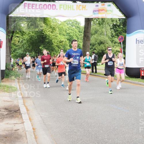 29.06.2025 - hella hamburg halbmarathon MichiJ http://msf.ph/oto/8334568 29.06.2025 10:38:45 Zwischen KM18-KM19 1366, 7134, 7369, 8856, 9074, 9093, 9476, 9739, 10115, 10215, 10603, 10891, 11124, 11791, 12367, 13707, 16591, 17129, 18006 meine-sportfotos.de