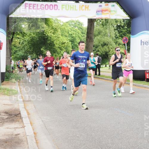 29.06.2025 - hella hamburg halbmarathon MichiJ http://msf.ph/oto/8334590 29.06.2025 10:38:45 Zwischen KM18-KM19 1366, 7134, 7369, 8856, 9074, 9093, 9476, 9739, 10115, 10215, 10603, 10891, 11124, 11791, 12367, 13707, 16591, 17129, 18006 meine-sportfotos.de