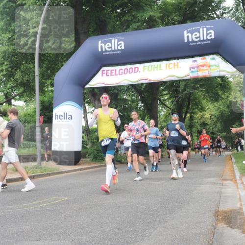 29.06.2025 - hella hamburg halbmarathon KatJ http://msf.ph/oto/8334639 29.06.2025 10:47:42 Zwischen KM18-KM19 1006, 1414, 1453, 2011, 2086, 2322, 2323, 7033 meine-sportfotos.de