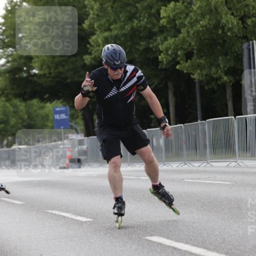 29.06.2025 - hella hamburg halbmarathon Jannik Wohlers http://msf.ph/oto/8334642 29.06.2025 09:01:46 Lombardsbrücke  meine-sportfotos.de