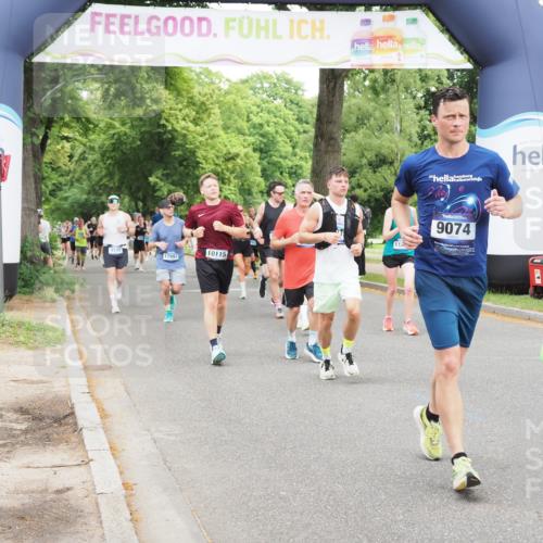 29.06.2025 - hella hamburg halbmarathon MichiJ http://msf.ph/oto/8334669 29.06.2025 10:38:46 Zwischen KM18-KM19 1366, 7134, 7369, 8371, 8856, 9074, 9093, 9476, 9739, 10115, 10215, 10603, 11124, 11214, 11791, 13707, 16591, 17129, 18006 meine-sportfotos.de