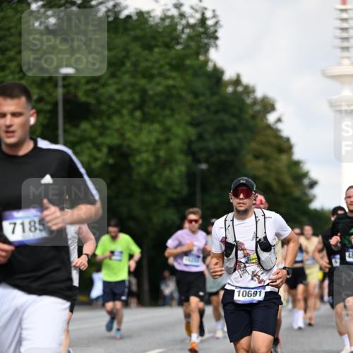 29.06.2025 - hella hamburg halbmarathon Dr. Thomas Lammeyer http://msf.ph/oto/8334902 29.06.2025 09:55:54 Kennedybrücke 1057, 1139, 1169, 1512, 1569, 1604, 3305, 3618, 4565, 4871, 4915, 5007, 5011, 5047, 5231, 5336, 5690, 6373, 6700, 6711, 7185, 7710, 8564, 8852, 9444, 9547, 10493, 10691, 10741, 11062 meine-sportfotos.de