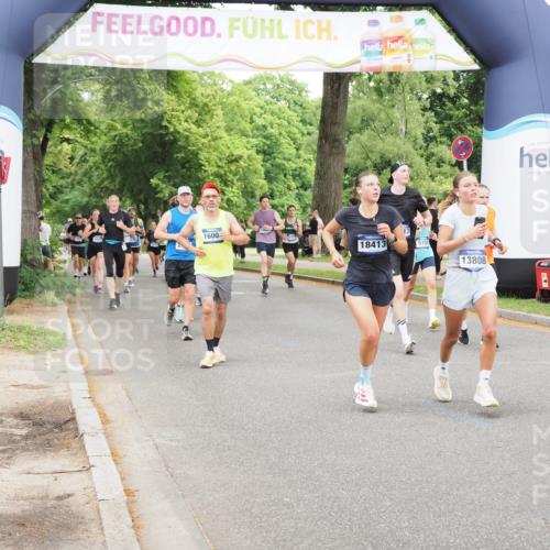 29.06.2025 - hella hamburg halbmarathon MichiJ http://msf.ph/oto/8335099 29.06.2025 10:38:55 Zwischen KM18-KM19 1335, 2955, 3258, 4140, 4297, 4404, 5102, 8413, 8508, 8930, 11459, 11512, 13808, 17033, 17962, 17978, 17997, 18413, 18475 meine-sportfotos.de