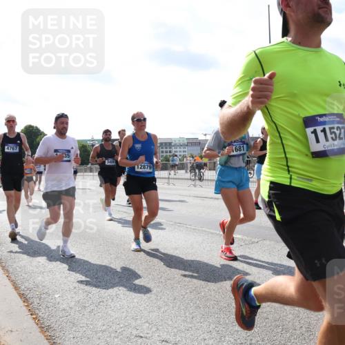 29.06.2025 - hella hamburg halbmarathon Lena Gebhardt http://msf.ph/oto/8335167 29.06.2025 10:00:32 Lombardsbrücke 4767, 13459, 35, 3400, 12879, 1681, 11527, 1019, 1180, 1239, 1264, 1526, 1544, 1568, 1583, 1611, 1681, 2027, 2086, 2099, 2159, 2236, 2346, 2426, 2447, 2474, 2582, 2584, 2606, 2652, 2730, 2982, 3042, 3059, 3141, 3177, 3181, 3319, 3400, 3794, 3861, 3898, 3983, 4419, 4579, 4594, 4632, 4767, 4796, 4813, 4940, 4945, 5272, 5418, 5643, 5728, 6082, 6084, 6104, 6138, 6220, 6260, 6443, 6470, 6581, 8478, 8632, 9553, 9555, 9577, 10074, 10599 meine-sportfotos.de