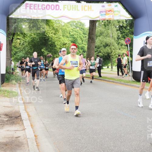 29.06.2025 - hella hamburg halbmarathon MichiJ http://msf.ph/oto/8335245 29.06.2025 10:38:56 Zwischen KM18-KM19 1335, 2955, 3258, 4297, 4404, 5102, 8413, 8508, 8930, 11459, 11512, 13808, 16003, 17033, 17962, 17978, 17997, 18413, 18475 meine-sportfotos.de