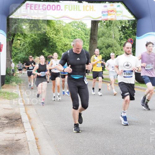 29.06.2025 - hella hamburg halbmarathon MichiJ http://msf.ph/oto/8335483 29.06.2025 10:38:59 Zwischen KM18-KM19 1335, 2955, 3258, 4297, 4404, 4557, 5102, 8413, 8508, 10667, 11459, 11625, 12778, 13808, 14994, 15001, 16003, 16179, 17978, 18413 meine-sportfotos.de