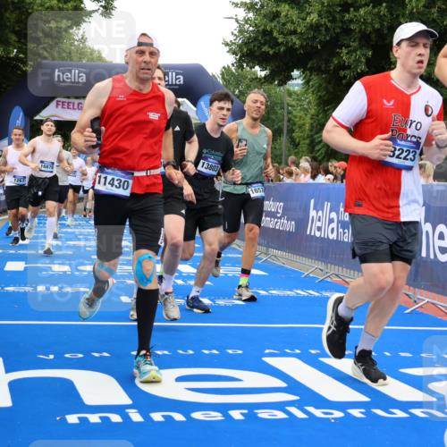 29.06.2025 - hella hamburg halbmarathon Strokosch-Dieckow http://msf.ph/oto/8335494 29.06.2025 10:54:17 Ziel 1267, 1442, 3103, 3177, 3426, 3861, 3898, 4635, 6082, 6084, 6443, 6511, 6512, 7274, 8223, 8772, 11430, 12213, 12362, 13033, 13289, 13803, 15169, 15524, 15946, 16327, 16527, 16574, 16750, 16780, 16879, 17087, 17698, 18268 meine-sportfotos.de