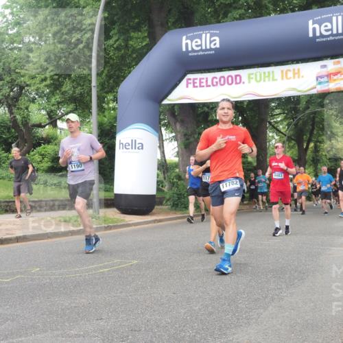 29.06.2025 - hella hamburg halbmarathon KatJ http://msf.ph/oto/8335592 29.06.2025 10:47:47 Zwischen KM18-KM19 1006, 1190, 1414, 2011, 2322, 2323, 8483 meine-sportfotos.de