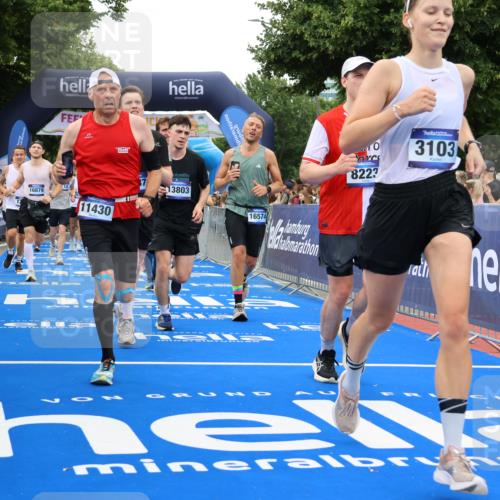 29.06.2025 - hella hamburg halbmarathon Strokosch-Dieckow http://msf.ph/oto/8335732 29.06.2025 10:54:17 Ziel 1267, 1442, 3103, 3177, 3426, 3861, 3898, 4635, 6082, 6084, 6443, 6511, 6512, 7274, 8223, 8772, 11430, 12213, 12362, 13033, 13289, 13803, 15169, 15524, 15946, 16327, 16527, 16574, 16750, 16780, 16879, 17087, 17698, 18268 meine-sportfotos.de