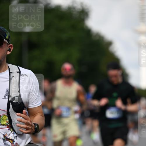 29.06.2025 - hella hamburg halbmarathon Dr. Thomas Lammeyer http://msf.ph/oto/8335738 29.06.2025 09:55:57 Kennedybrücke 1057, 1139, 1169, 1512, 1604, 3305, 3618, 4565, 4871, 4915, 5007, 5011, 5231, 5336, 6373, 6700, 6711, 7185, 7710, 7961, 8564, 8852, 9444, 9547, 10493, 10691, 10741, 11062 meine-sportfotos.de