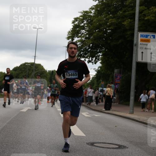 29.06.2025 - hella hamburg halbmarathon Yannick Fuchs http://msf.ph/oto/8335744 29.06.2025 10:51:55 20KM 1595, 1611, 2025, 2488, 2606, 2656, 2759, 2806, 2840, 2883, 2907, 3093, 3859, 4319, 4426, 4467, 4502, 4579, 4632, 4833, 5277, 5341, 5926, 6104, 6531, 6595, 7138, 7189, 8322, 8585, 9316, 9485, 10599, 10788, 11645, 12585, 13465, 13816, 13880, 14266, 14571, 15217, 15229, 16517, 16531, 17405, 17415, 17455, 17543, 17827, 18068, 18180, 18492, 18501, 18587, 18762, 18891 meine-sportfotos.de